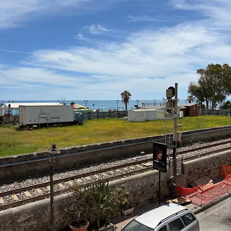 A Due Passi Dal Mare Daire *