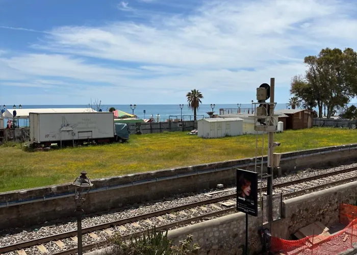 A Due Passi Dal Mare Διαμέρισμα *